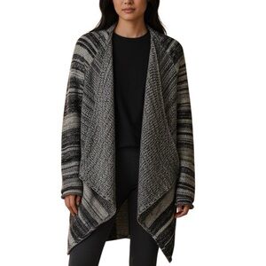 🩷💲6️⃣ {{ s w e a t e r }} Indie boho Black and Gray cardigan Sweater